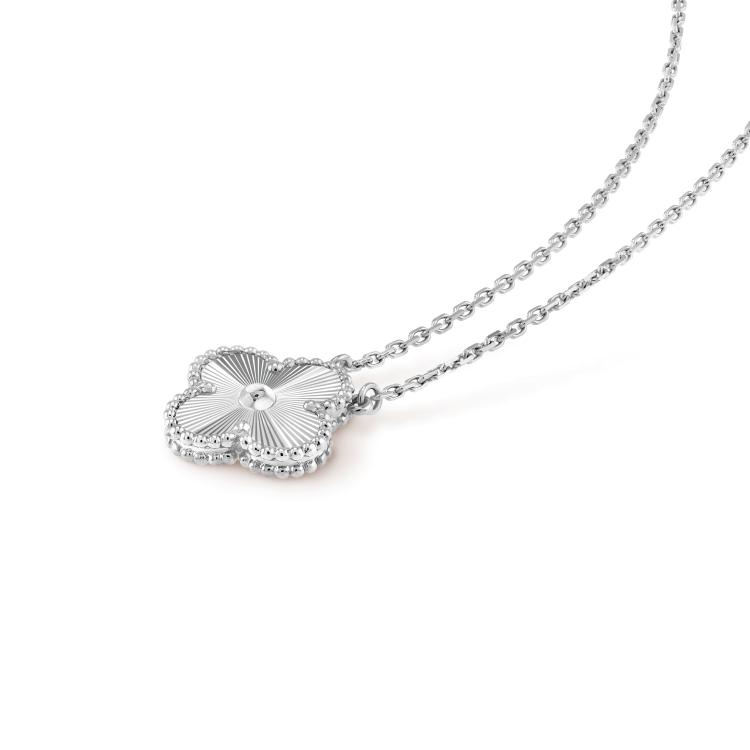 [Solara Jewelry]CLOVER 15MM LASER NECKLACE SILVER