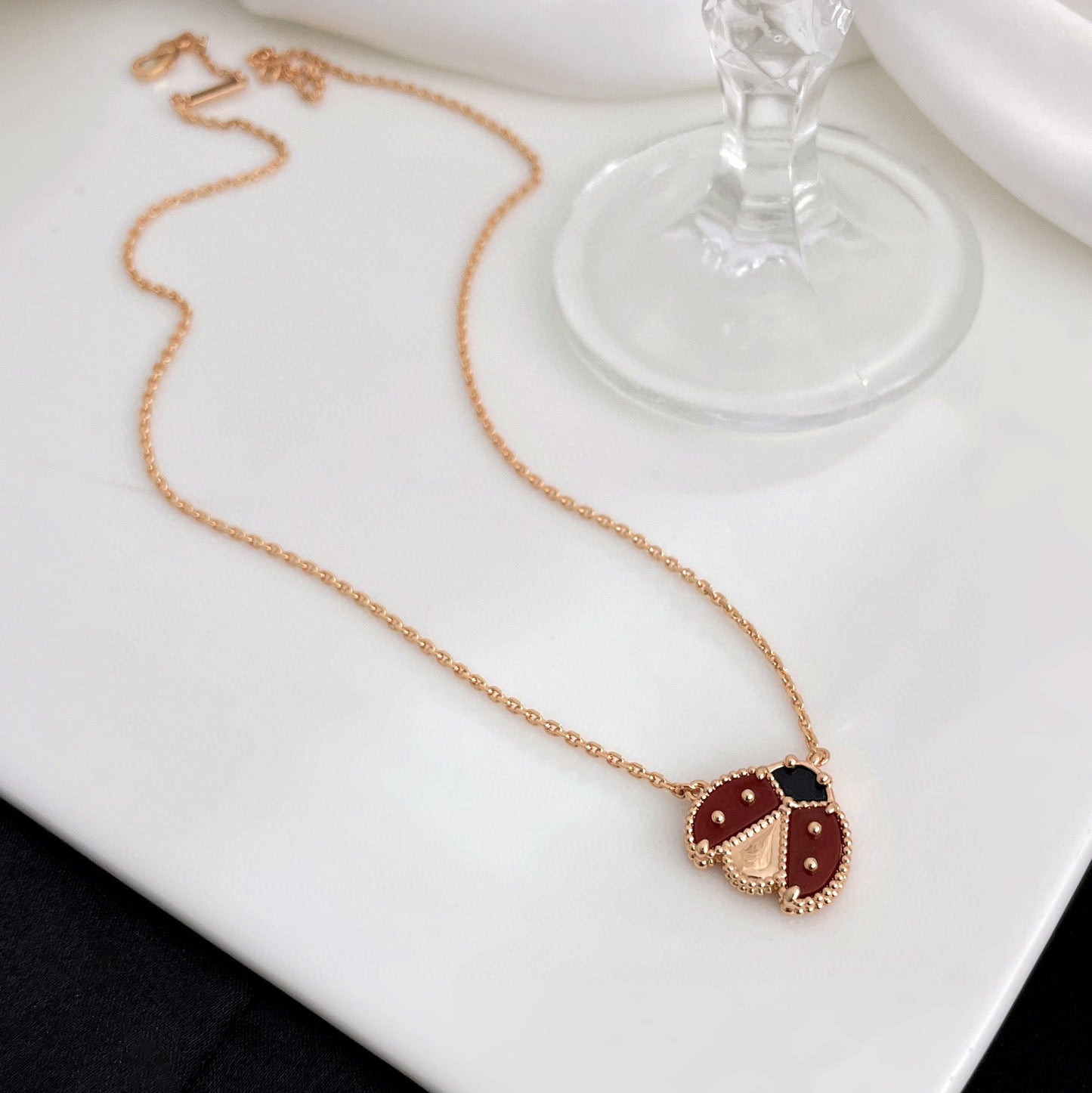 [Solara Jewelry]LUCKY  CARNELIANS LADYBUG NECKLACE