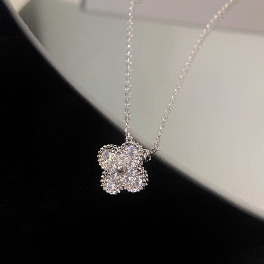 [Solara Jewelry]CLOVER 15MM DIAMOND SINGLE FLOWER NECKLACE
