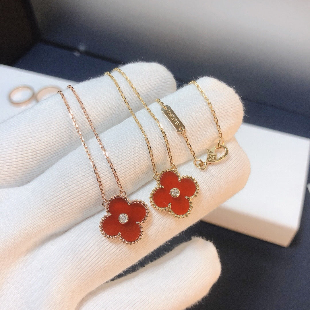 [Solara Jewelry]CLOVER 15MM DIAMOND CARNELIAN NECKLACE