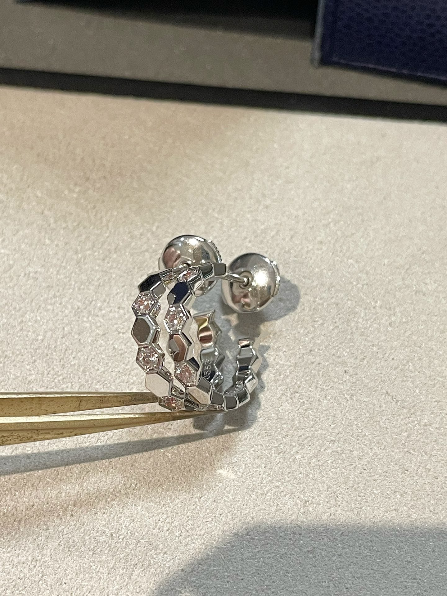[Solara Jewelry]Hollow Design Four-Leaf Clover Flower Shape Ring