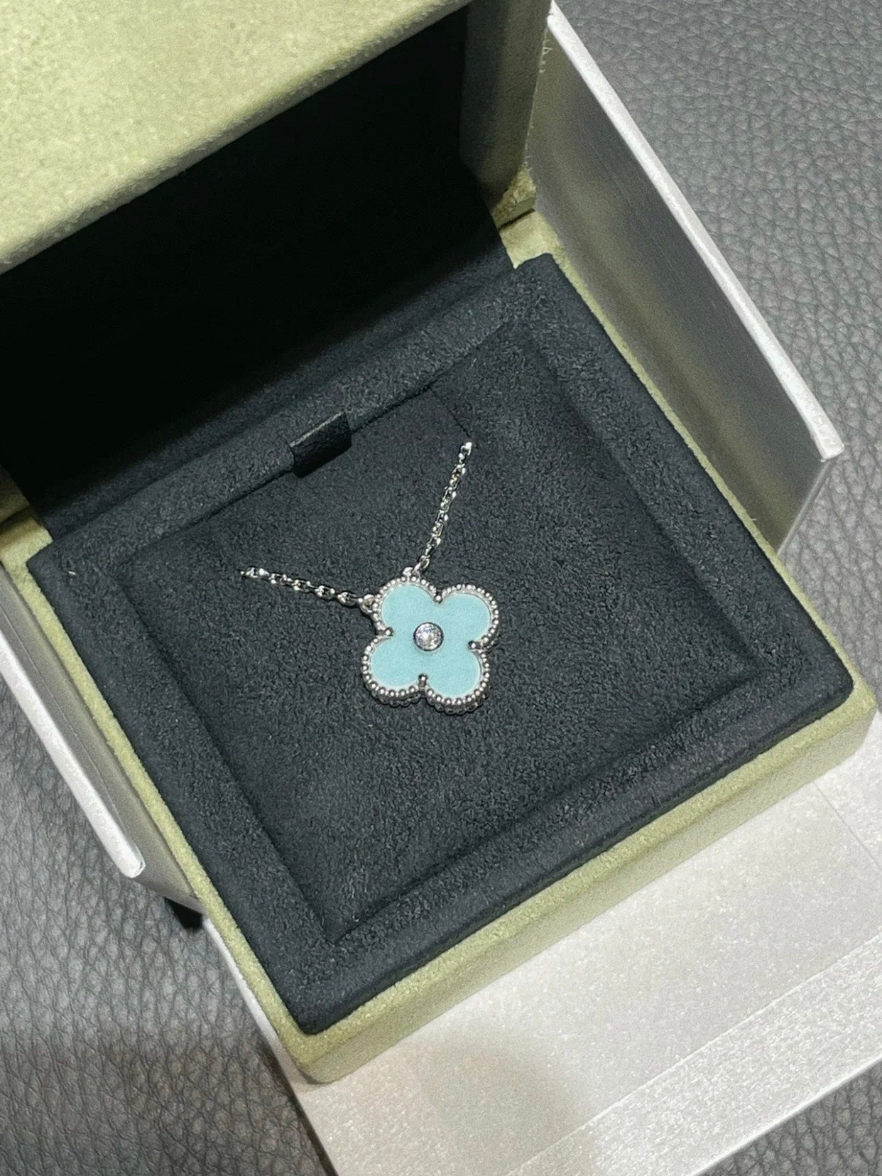 [Solara Jewelry]CLOVER 1 DIAMOND LIGHT BLUE SILVER NECKLACE