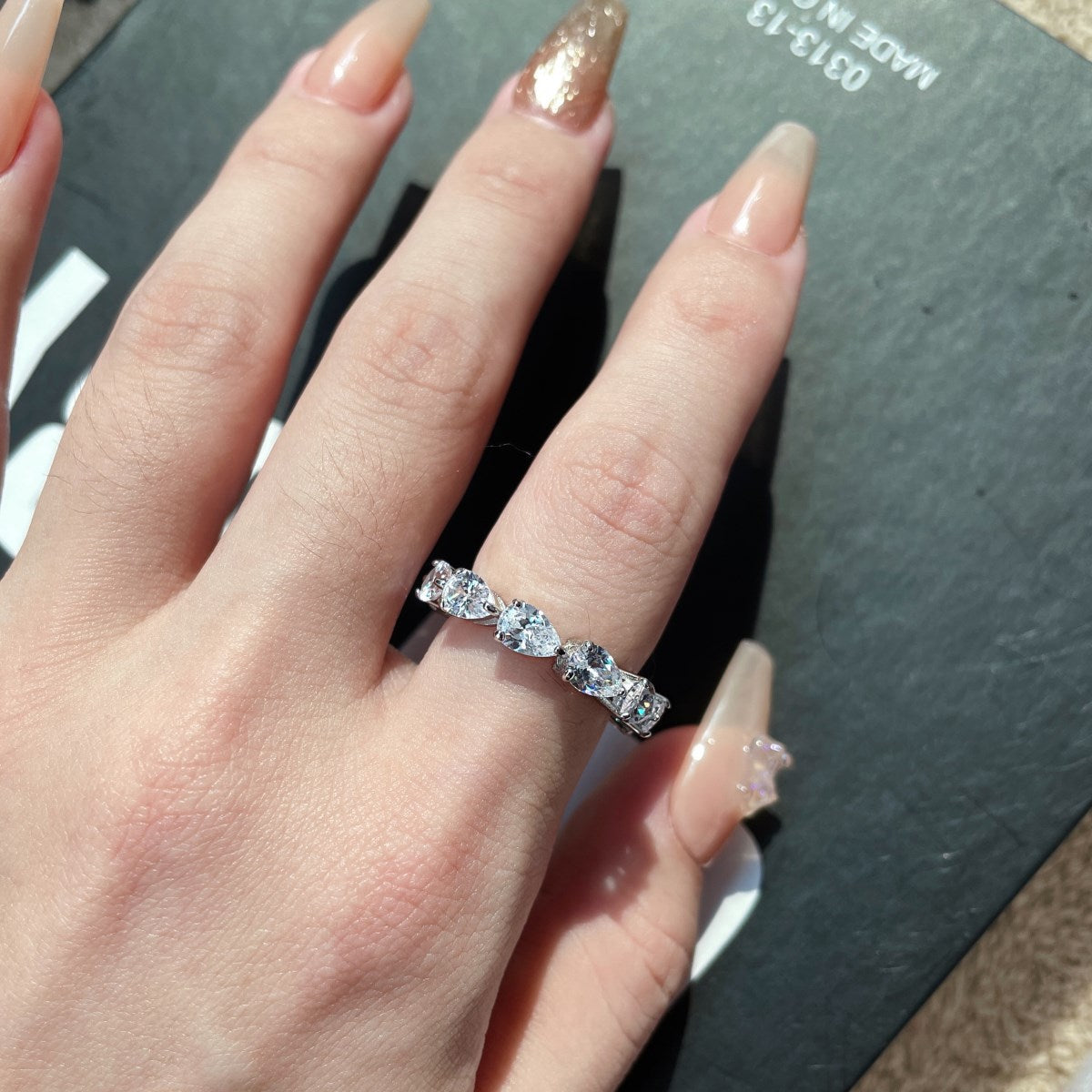 [Solara Jewelry]Exquisite Pear Cut Tennis Ring