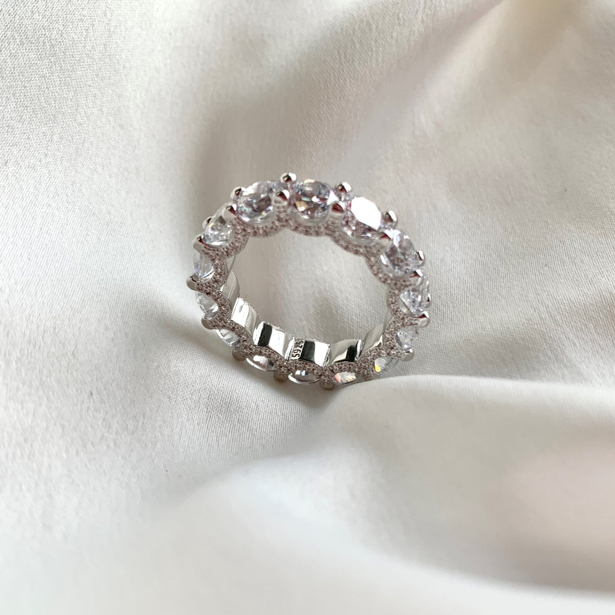 [Solara Jewelry]Gorgeous Round Cut Tennis Ring