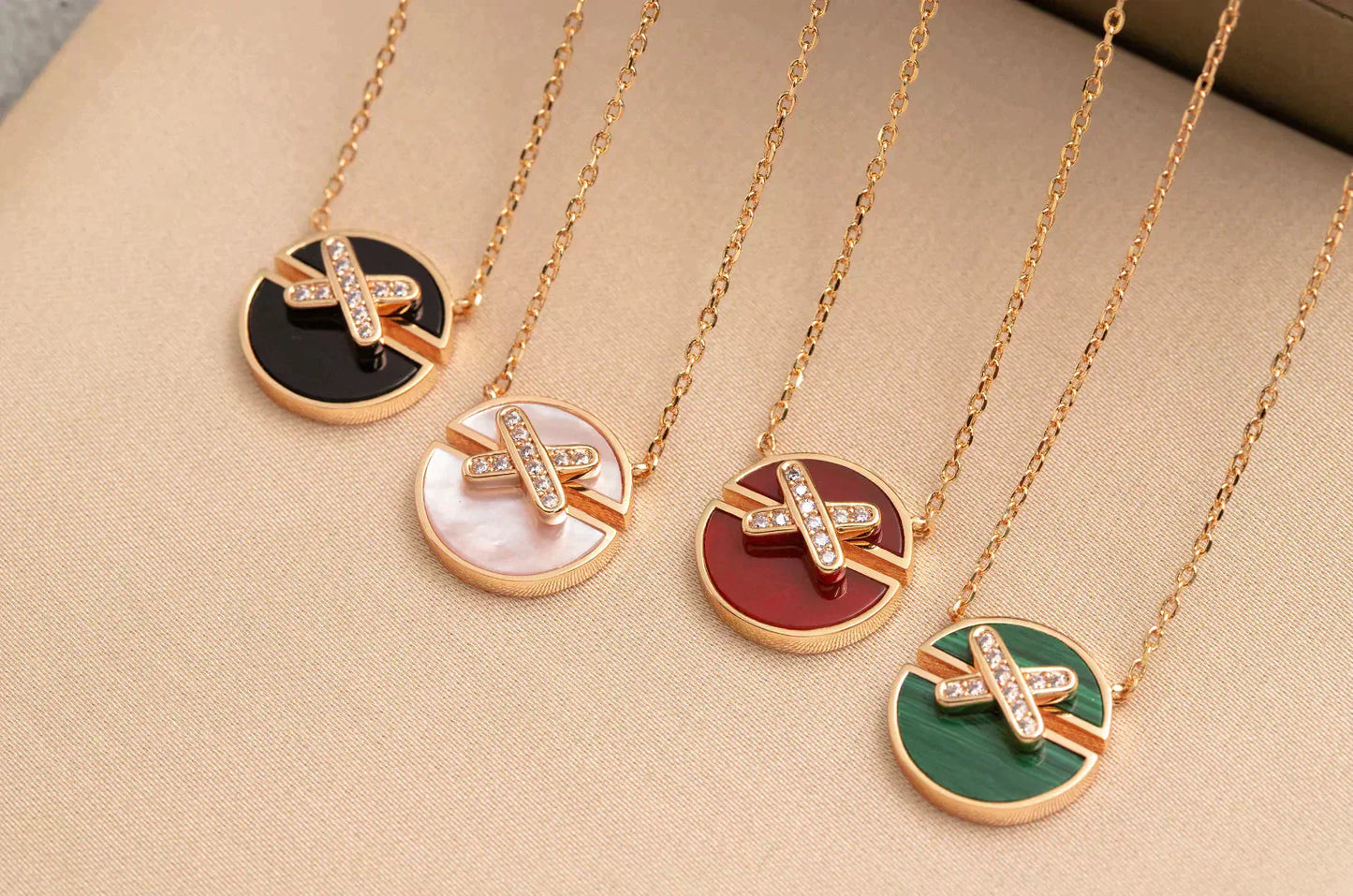 [Solara Jewelry]JEUX DE ROSE GOLD DIAMOND NECKLACE