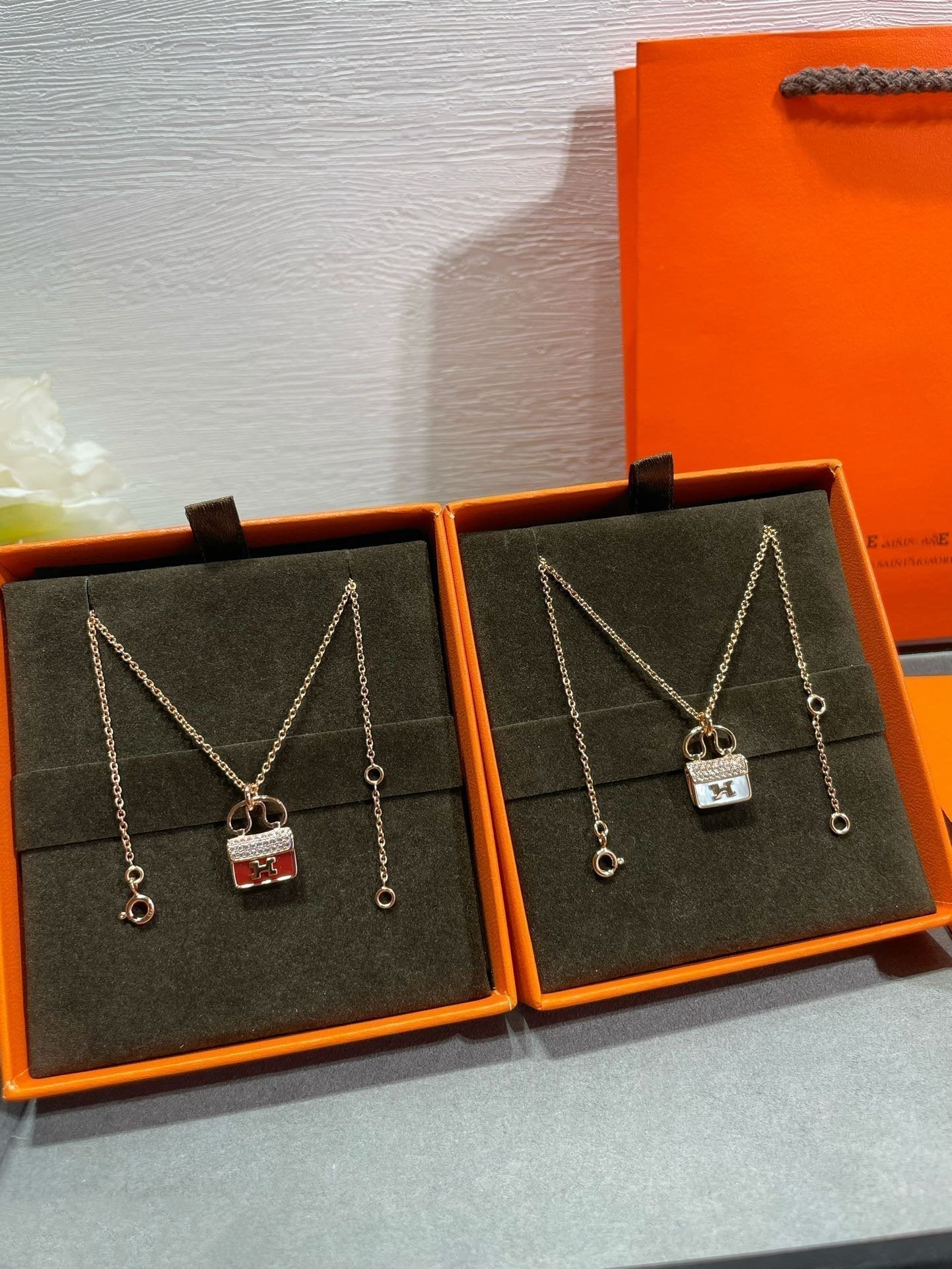 [Solara Jewelry]H CIRCE MOISSANITE PENDANT NECKLACE GOLD