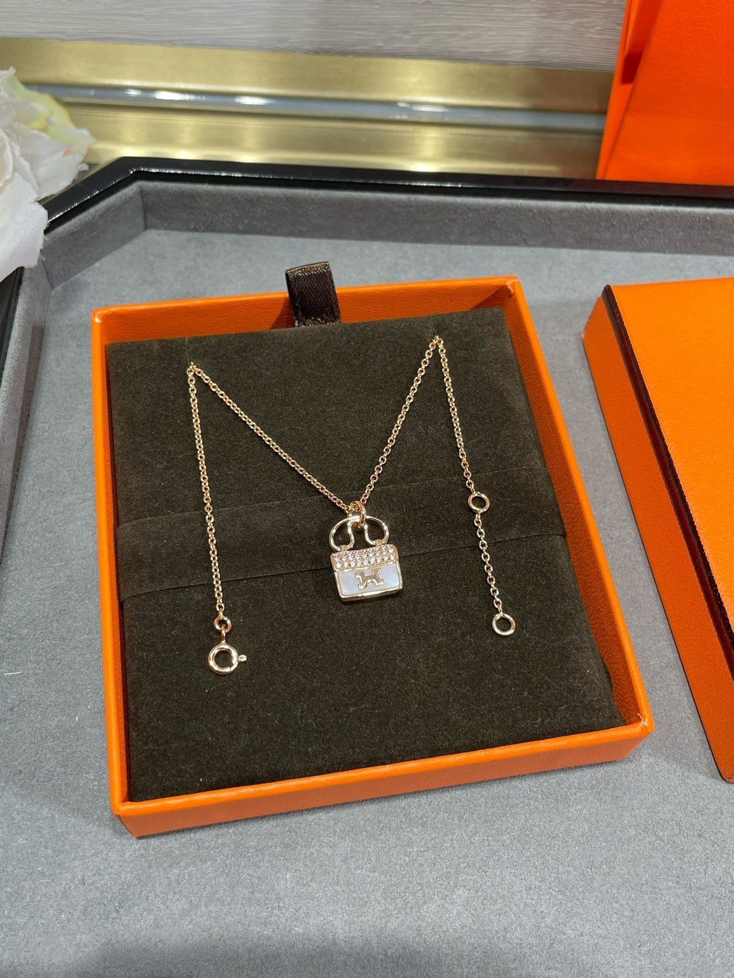 [Solara Jewelry]H CIRCE MOISSANITE PENDANT NECKLACE GOLD