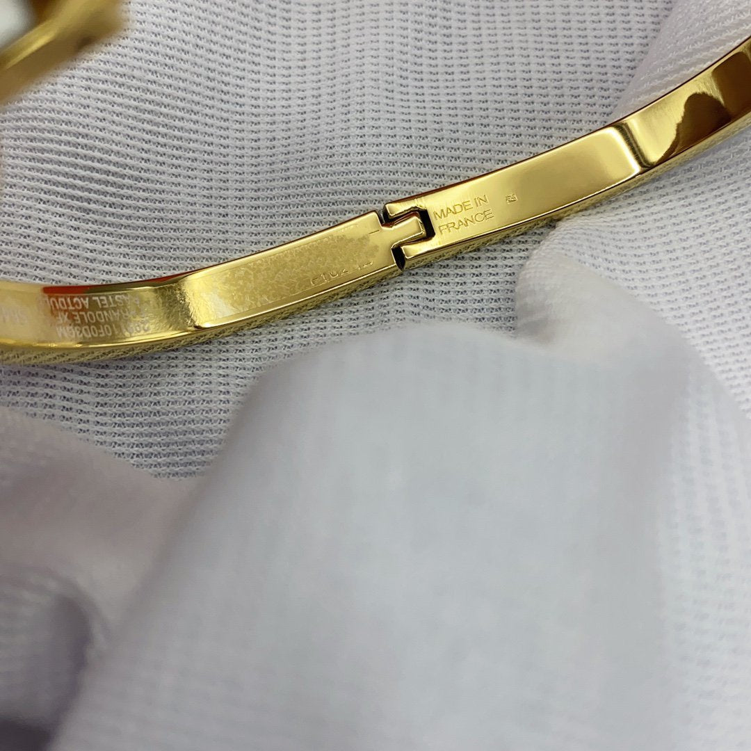 [Solara Jewelry]CLASSIC HM CLIC WHITE 8MM ENAMEL BRACELET