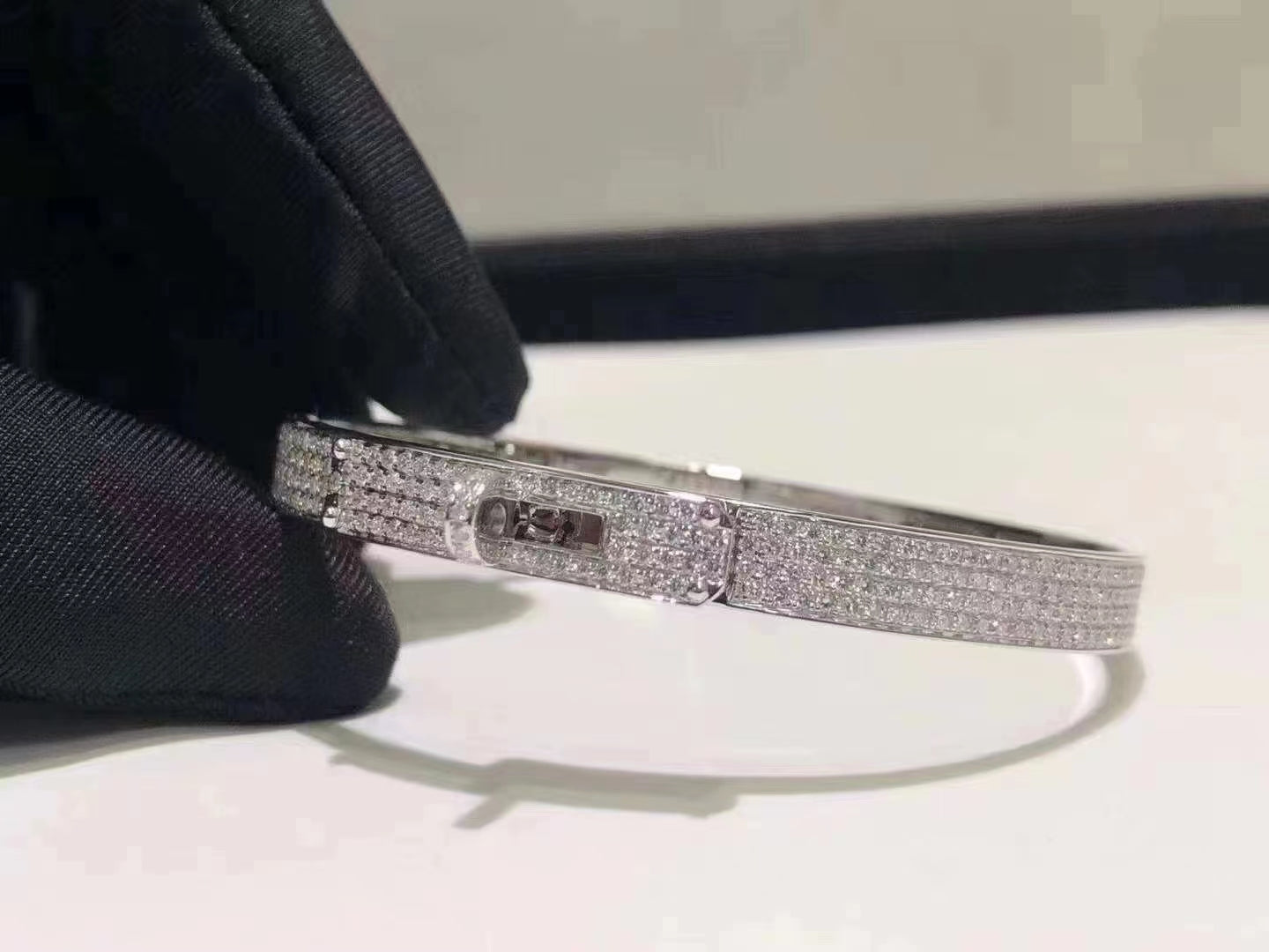 [Solara Jewelry]HM KELLY BRACELET IN SILVER AND FULL PAVE DIAMOND