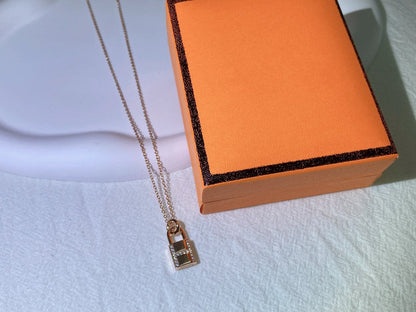 [Solara Jewelry]HM ADVANCED NICHE LOCK HEAD NECKLACE DIAMONDS