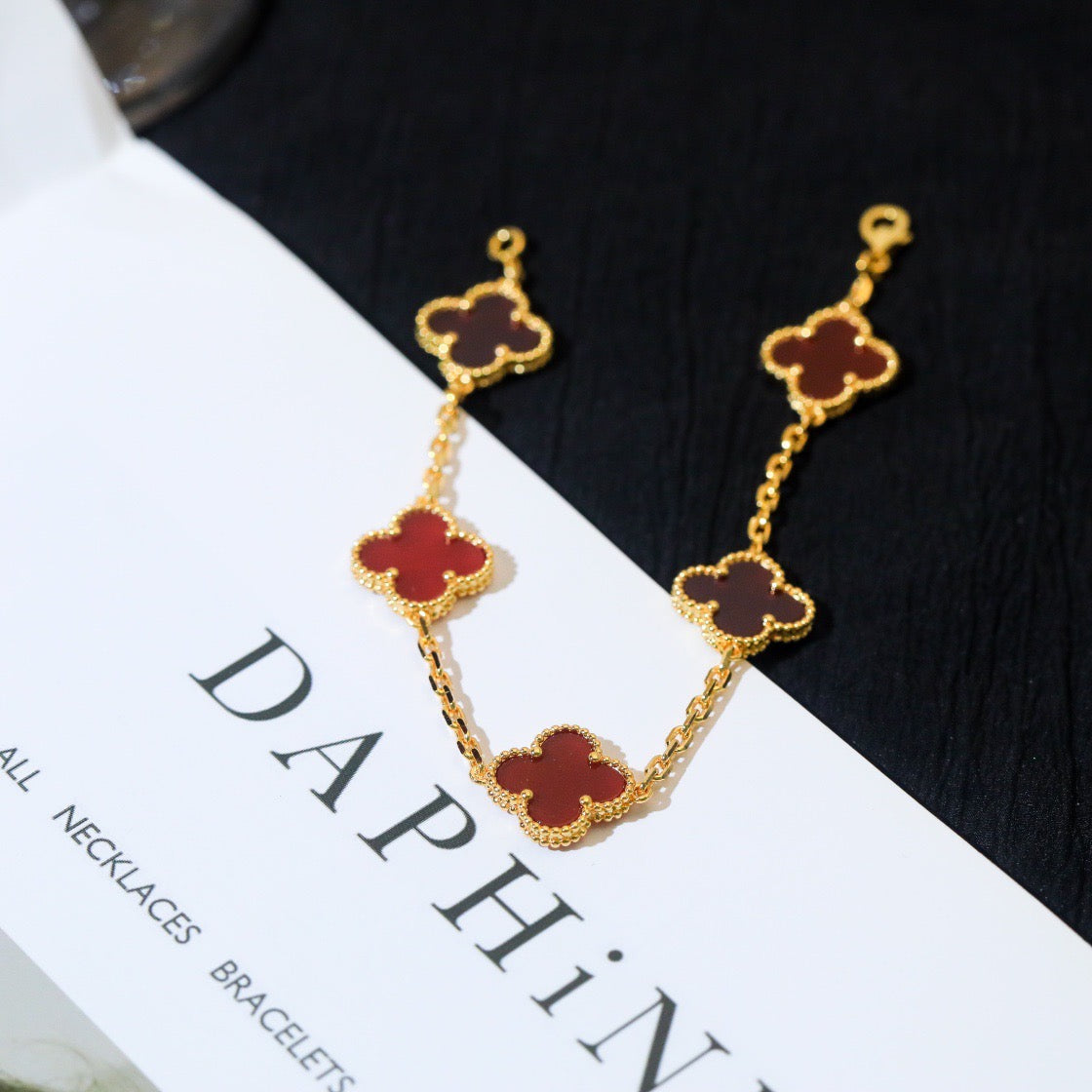 [Solara Jewelry]CLOVER 5 MOTIFS RED AGATE  BRACELET