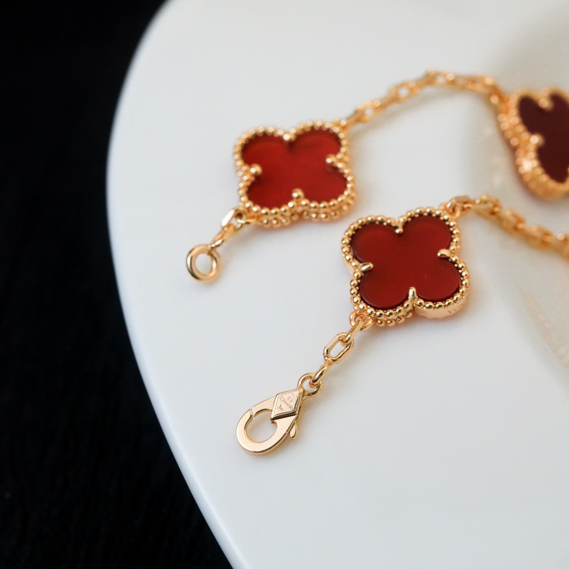 [Solara Jewelry]CLOVER 5 MOTIFS RED AGATE  BRACELET