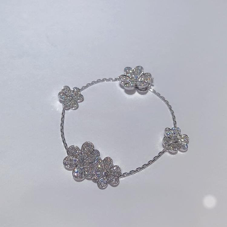 [Solara Jewelry]FRIVOLE SILVER 5 FLOWERS BRACELET