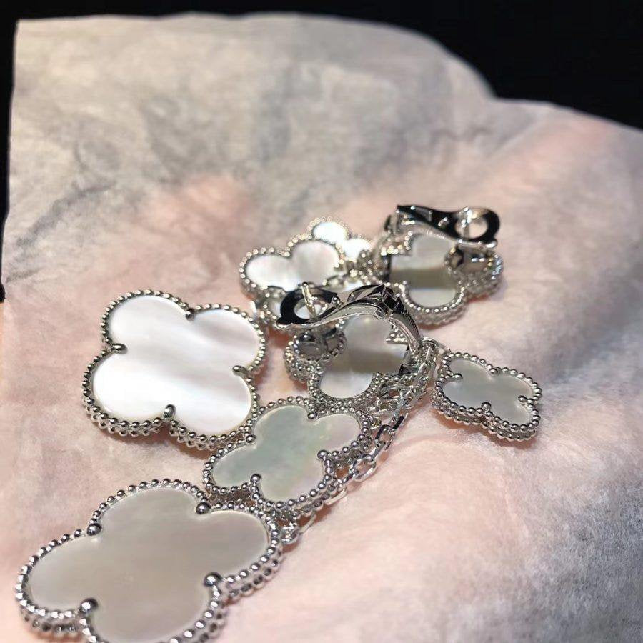 [Solara Jewelry]CLOVER EARRINGS WHITE MOP 4 MOTIFS SILVER