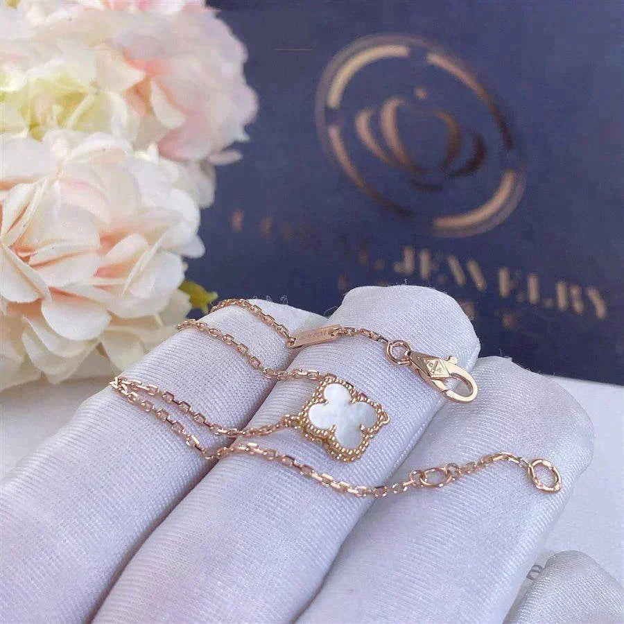 [Solara Jewelry]CLOVER WHITE MOP SINGLE FLOWER BRACELET