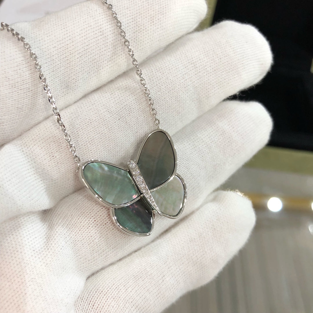 [Solara Jewelry]LARGE BUTTERFLY SILVER PENDANT DIAMOND NECKLACE