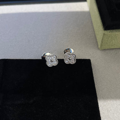 [Solara Jewelry]CLOVER MINI DIAMOND STUD EARRINGS