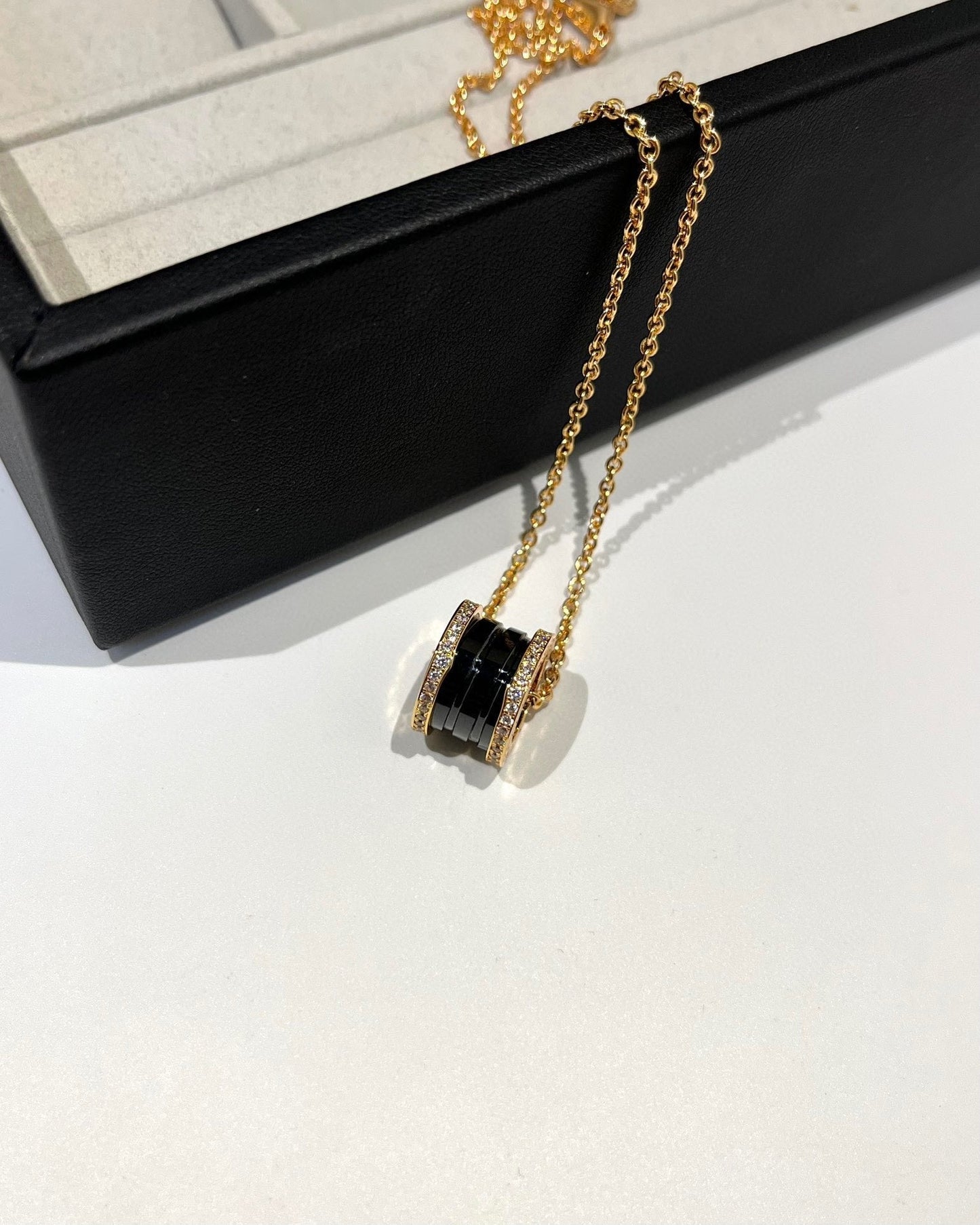 [Solara Jewelry]ZERO 1 BLACK CERAMIC DIAMOND PINK GOLD NECKLACE