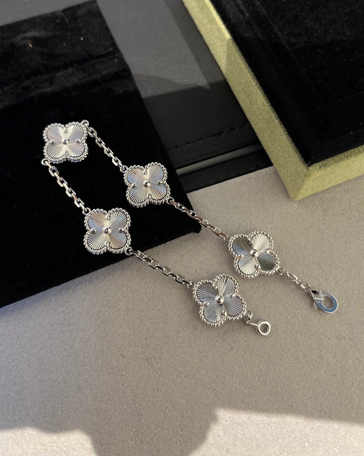 [Solara Jewelry]CLOVER SILVER 5 MOTIFS BRACELET